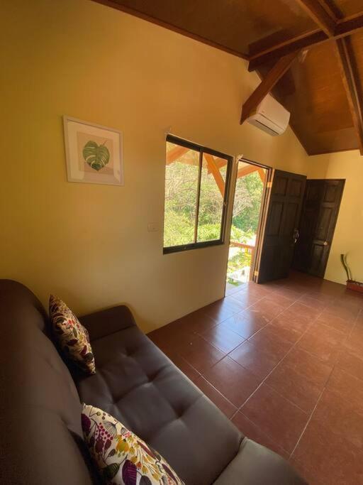 Tabaco Lodge #1 A Solo 5 Mins De Playa Carrillo Arbolito 外观 照片